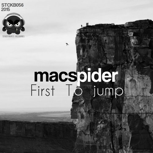 MacSpider – First to Jump