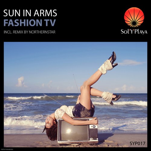 Sun In Arms – Fashion TV