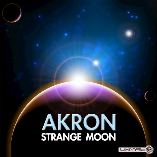 Akron – Strange Moon