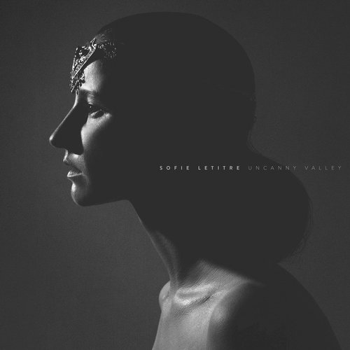 Sofie Letitre – Uncanny Valley