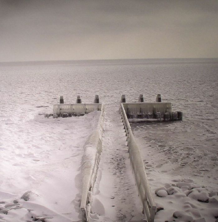 Silent Harbour – Hinterland