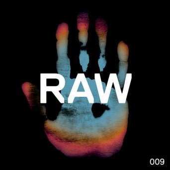 Carlo Ruetz – RAW 009
