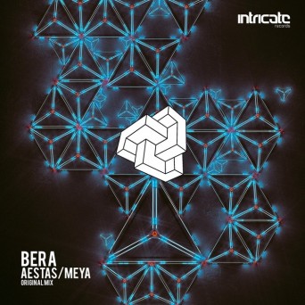 BERA – Meya, Aestas