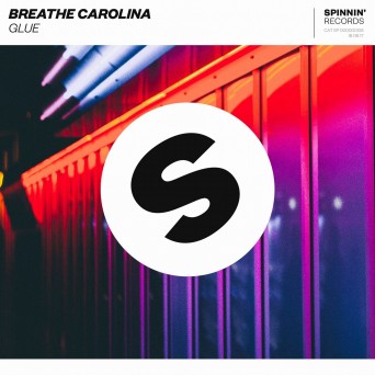 Breathe Carolina – Glue