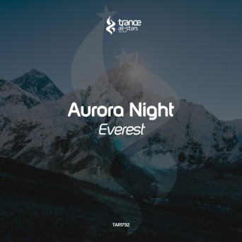 Aurora Night – Everest