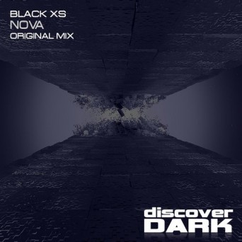 Black XS – Nova