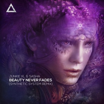Junkie XL & Sasha – Beauty Never Fades (Synthetic System Remix)