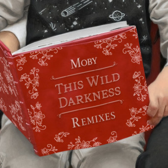 Moby – This Wild Darkness (Remixes)