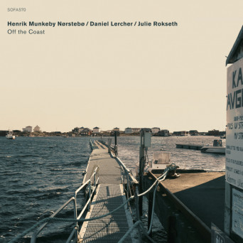 Henrik Munkeby Nørstebø, Daniel Lercher & Julie Rokseth – Off the Coast