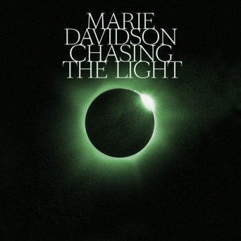 Marie Davidson – Chasing The Light / Work It (Soulwax Remix) x Lara (Daniel Avery Remix)