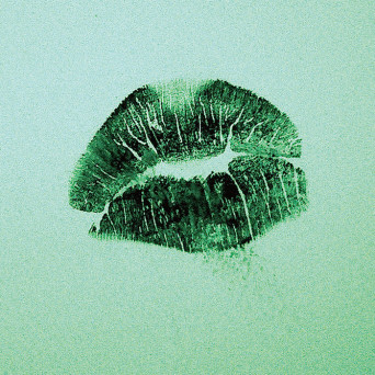 TB – Drop Wet Gorgeous