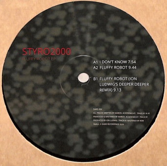 Styro2000 – Fluffy Robot EP