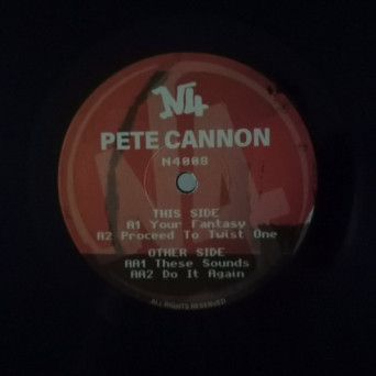 Pete Cannon – 8bit Trip