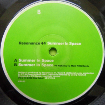 Resonance 44 – Summer In Space