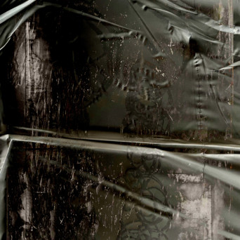 Hitam – Yildizlara