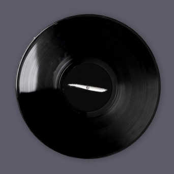 Irakli – STAUBSAUGER 01